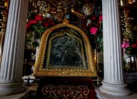 Greeks Worldwide Celebrate the Dormition of the Virgin Mary: A Day of Faith, Pilgrimage, and Summer Farewell Greeks Worldwide Celebrate the Dormition of the Virgin Mary: A Day of Faith, Pilgrimage, and Summer Farewell