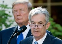 Η Πρωτοφανής Απόπειρα Ελέγχου της Fed από τον Τραμπ: Κίνδυνος για την Ανεξαρτησία των Κεντρικών Τραπεζών Η Πρωτοφανής Απόπειρα Ελέγχου της Fed από τον Τραμπ: Κίνδυνος για την Ανεξαρτησία των Κεντρικών Τραπεζών