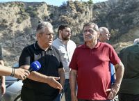 Κουτσούμπας: Στο πλευρό του Πελετίδη-“Τους λες… τρεχάτε ποδαράκια μου, πού θα πάνε αυτοί οι άνθρωποι;” Κουτσούμπας: Στο πλευρό του Πελετίδη-“Τους λες… τρεχάτε ποδαράκια μου, πού θα πάνε αυτοί οι άνθρωποι;”