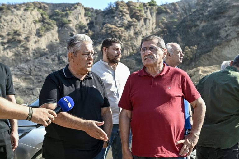 Κουτσούμπας: Στο πλευρό του Πελετίδη-“Τους λες… τρεχάτε ποδαράκια μου, πού θα πάνε αυτοί οι άνθρωποι;”