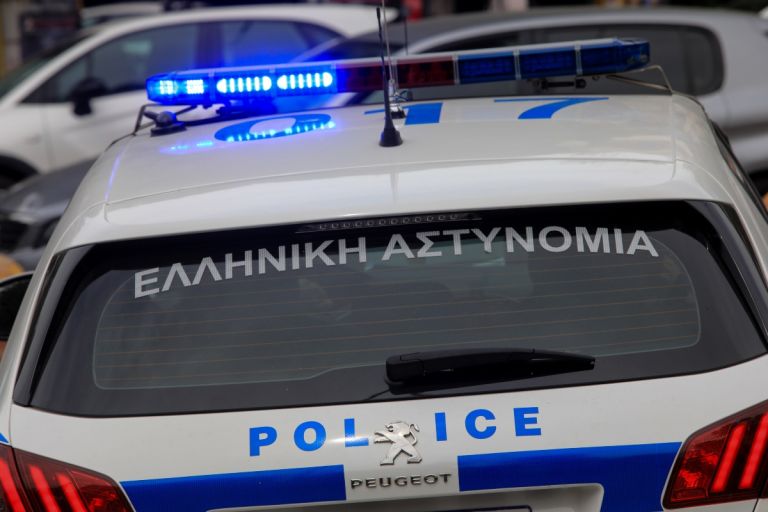 Χολαργός: Συνελήφθη ο άνδρας που είχε ταμπουρωθεί σε διαμέρισμα-Πέταξε μολότοφ