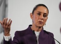 Σεϊνμπάουμ: Δεν υπάρχει απειλή στρατιωτικής επέμβασης των ΗΠΑ στο Μεξικό Σεϊνμπάουμ: Δεν υπάρχει απειλή στρατιωτικής επέμβασης των ΗΠΑ στο Μεξικό