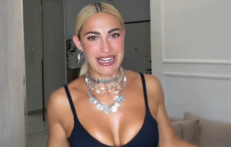 Ιωάννα Τούνη: Birthday vibes στην Ίμπιζα με φίλους και… ματάκια για το κακό το μάτι!