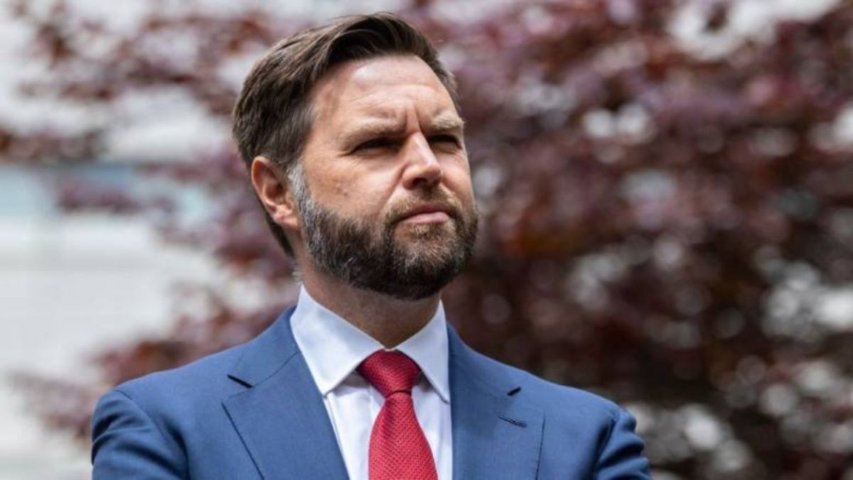 Βανς: Ο Τραμπ μπορεί να φέρει το τέλος του πολέμου, δεν θα στείλουμε στρατεύματα στην Ουκρανία