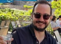 Βασίλης Καλογήρου: «Εξακολουθούν να λένε ψέματα» – Η αινιγματική ανάρτηση της μητέρας του Βασίλης Καλογήρου: «Εξακολουθούν να λένε ψέματα» – Η αινιγματική ανάρτηση της μητέρας του