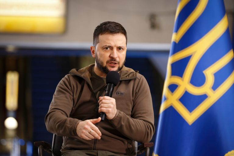 Ουκρανία υπό Απειλή: Φόβοι Προδοσίας ενόψει της Συνόδου Τραμπ – Πούτιν στην Αλάσκα