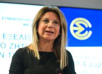 Ποιος φοβάται το κόμμα Καρυστιανού; Ποιος φοβάται το κόμμα Καρυστιανού;