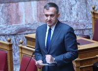 Χατζηβασιλείου: Γιατί το ΠΑΣΟΚ παραμένει εγκλωβισμένο στην αντιπολιτευτική του μιζέρια; Χατζηβασιλείου: Γιατί το ΠΑΣΟΚ παραμένει εγκλωβισμένο στην αντιπολιτευτική του μιζέρια;
