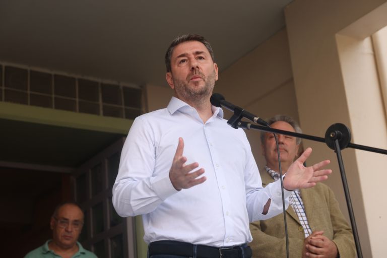 Ανδρουλάκης: «Δημόσια Παιδεία πάνω από όλα – Όλα τα κόμματα να στηρίξουν το Εθνικό Απολυτήριο»