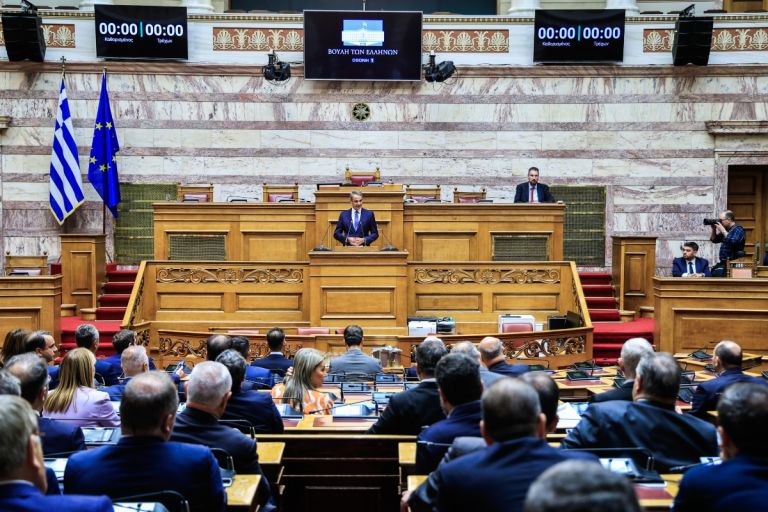 “Mitsotakis: Patriotic Tax Cuts for 4.3 Million Greeks – ND Keeps the Country Steady in Tough Times”