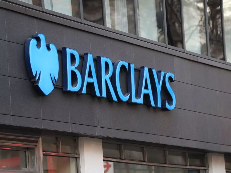Barclays και Oxford Economics “αγοράζουν” Ευρώπη και ευρωπαϊκές τράπεζες παρά τους κινδύνους του Σεπτεμβρίου
