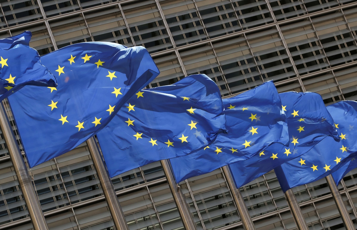 Σκληραίνει η στάση των Βρυξελλών για τις βίζες των Ρώσων