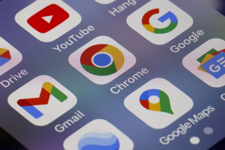 Απόφαση-σταθμός για την Google: Αποφεύγει πώληση του Chrome, αλλά πρέπει να μοιράζεται τα δεδομένα αναζήτησης