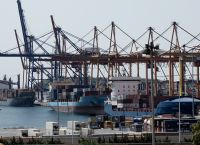 Reuters: Οι ΗΠΑ βάζουν στο «στόχαστρο» Cosco και λιμάνι του Πειραιά Reuters: Οι ΗΠΑ βάζουν στο «στόχαστρο» Cosco και λιμάνι του Πειραιά