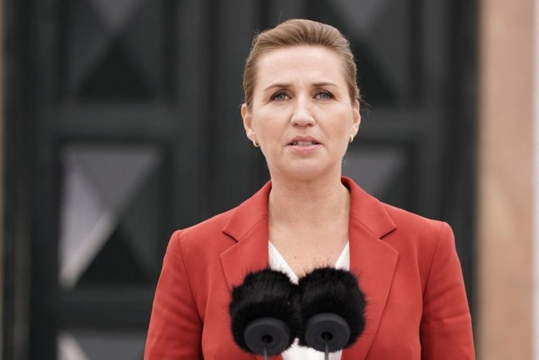 Πρωθυπουργός Δανίας: «Η Ευρώπη βρίσκεται σε υβριδικό πόλεμο»