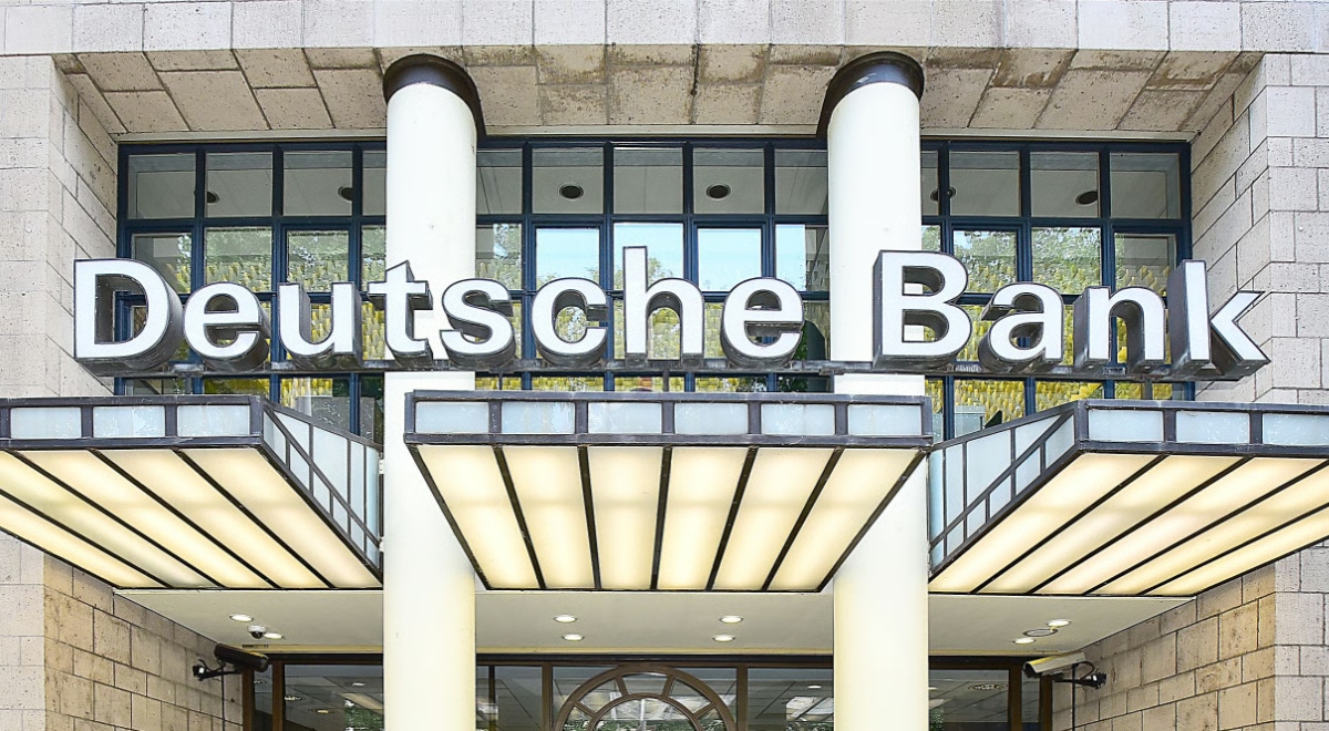 Deutsche Bank: Ποιες δυσκολίες προβλέπει για τις τράπεζες σε Ελλάδα και Κύπρο