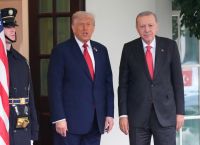 138 λεπτά εγκάρδιας συνεννόησης Τραμπ – Ερντογάν: Τα πυρηνικά, τα F-35 και η δέσμευση για τη Χάλκη 138 λεπτά εγκάρδιας συνεννόησης Τραμπ – Ερντογάν: Τα πυρηνικά, τα F-35 και η δέσμευση για τη Χάλκη