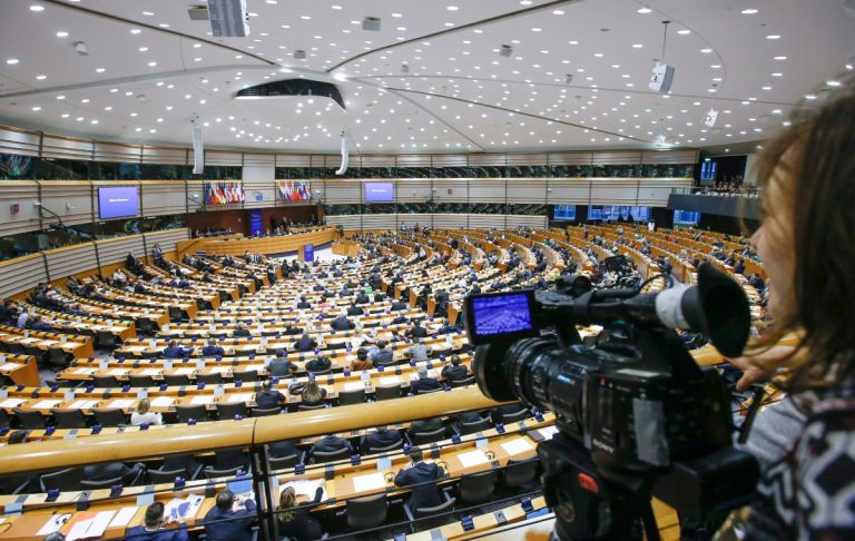 Ευρωπαϊκό Κοινοβούλιο: Διχασμός για το αν έπρεπε να τηρηθεί ενός λεπτού σιγή για τον Τσάρλι Κερκ