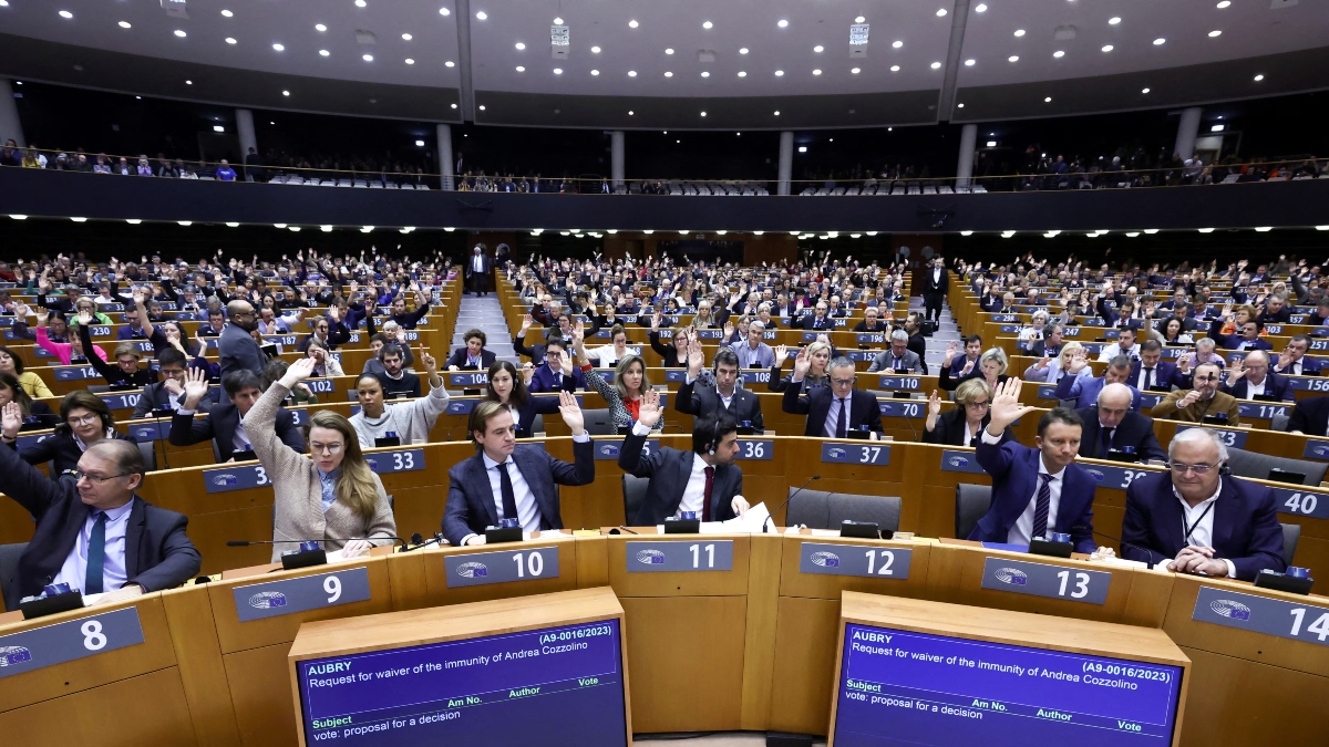 Το Ευρωπαϊκό Κοινοβούλιο σε διαβουλεύσεις για την απόρριψη του κλιματικού στόχου του 2040