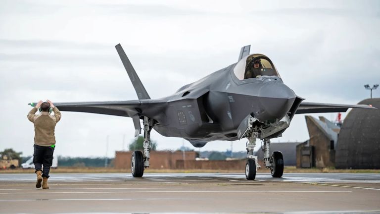Ο Τραμπ έστειλε F-35 στο Πουέρτο Ρίκο