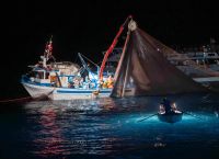 Θρακικό Πέλαγος: Τουρκικά αλιευτικά πυροβόλησαν στον αέρα μετά από επεισόδιο με Έλληνες ψαράδες Θρακικό Πέλαγος: Τουρκικά αλιευτικά πυροβόλησαν στον αέρα μετά από επεισόδιο με Έλληνες ψαράδες