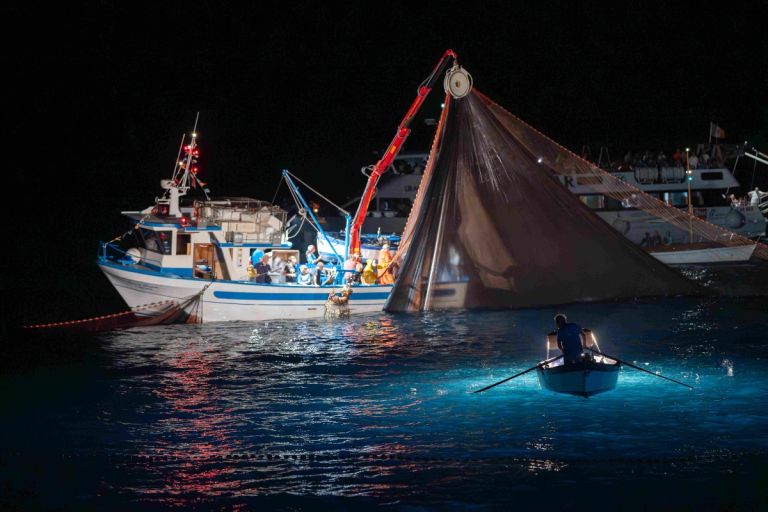 Θρακικό Πέλαγος: Τουρκικά αλιευτικά πυροβόλησαν στον αέρα μετά από επεισόδιο με Έλληνες ψαράδες
