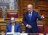 Πρωτοφανής ένταση με Φλωρίδη και Γιαννούλη Πρωτοφανής ένταση με Φλωρίδη και Γιαννούλη