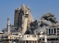Ανελέητοι ισραηλινοί βομβαρδισμοί της Γάζας Ανελέητοι ισραηλινοί βομβαρδισμοί της Γάζας