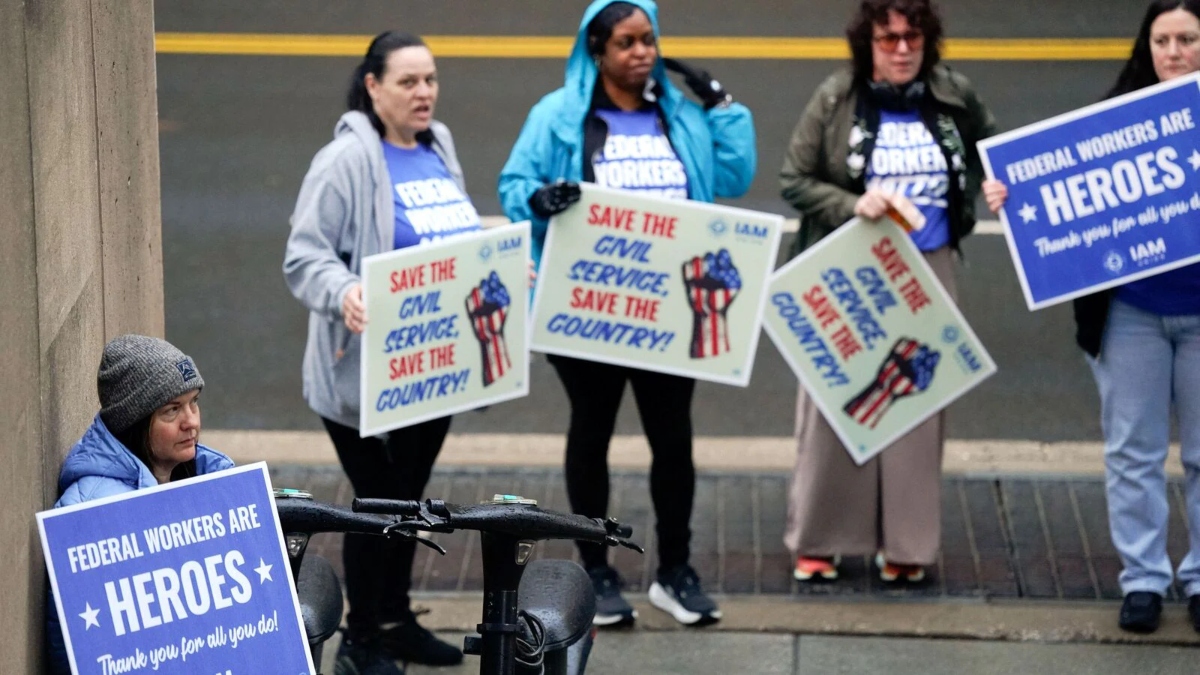 ΗΠΑ: Την Τρίτη η μαζικότερη παραίτηση δημοσίων υπαλλήλων στα χρονικά