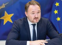 Γιόργκενσεν: H ΕΕ πρέπει να παραμείνει μακριά από τη ρωσική ενέργεια Γιόργκενσεν: H ΕΕ πρέπει να παραμείνει μακριά από τη ρωσική ενέργεια