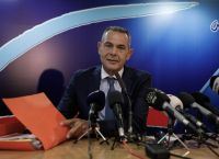 Νέες απίστευτες συνομιλίες Καμμένου με τον εγκέφαλο της κρητικής μαφίας Νέες απίστευτες συνομιλίες Καμμένου με τον εγκέφαλο της κρητικής μαφίας