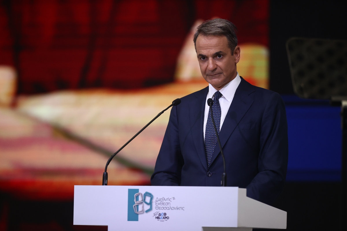 Μητσοτάκης: Επανεκκίνηση με άμεσες παροχές και μειώσεις φόρων