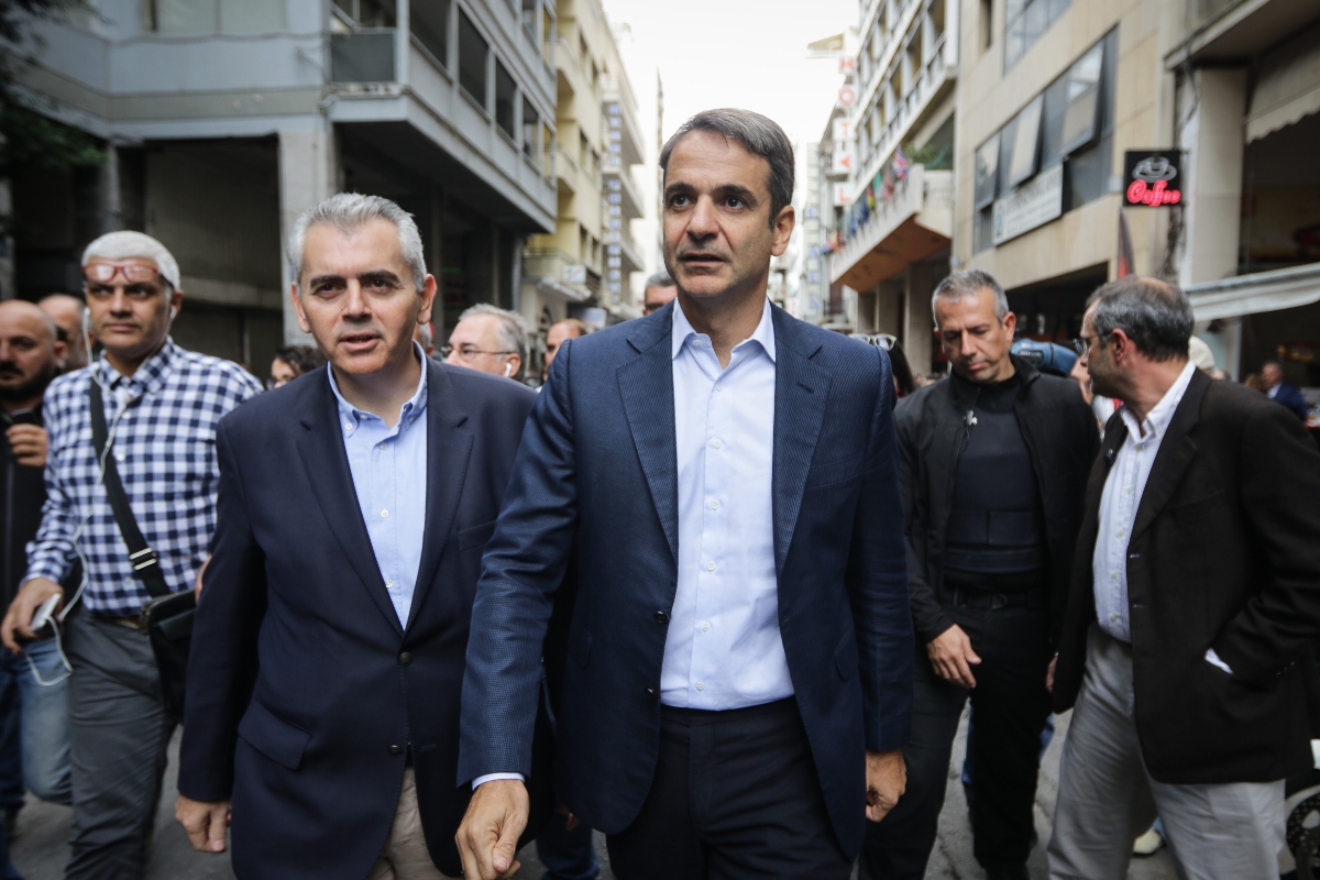 Πώς ο Μητσοτάκης οδηγήκε στη λύση Χαρακόπουλου