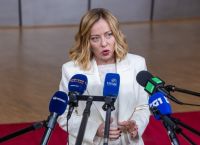 Πώς η Μελόνι κάνει την Ακροδεξιά «cool» για τους νέους Πώς η Μελόνι κάνει την Ακροδεξιά «cool» για τους νέους