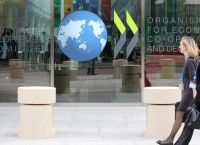 OECD: Greece Among the Lowest in Teacher Pay – What the Data Reveals OECD: Greece Among the Lowest in Teacher Pay – What the Data Reveals