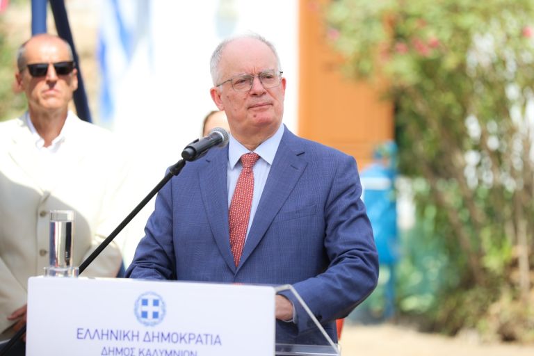 Τασούλας από Καστελόριζο: Ενωμένοι υπερασπιζόμαστε την ελευθερία και την κυριαρχία μας