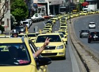 Χειρόφρενο για 18 ώρες τραβούν τα ταξί στις 21 και 22 Σεπτεμβρίου Χειρόφρενο για 18 ώρες τραβούν τα ταξί στις 21 και 22 Σεπτεμβρίου