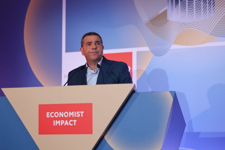Ομιλία Τσίπρα: Μετωπική με Μητσοτάκη, αλλά χωρίς… Αριστερά