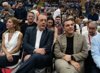 Σε τροχιά απόκλισης Τσίπρας – Φάμελλος Σε τροχιά απόκλισης Τσίπρας – Φάμελλος