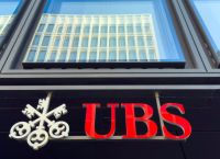 Ιστορική ανακατανομή κεφαλαίων: Η UBS «βλέπει» 1,2 τρισ. ευρώ να συρρέουν σε ευρωπαϊκές μετοχές Ιστορική ανακατανομή κεφαλαίων: Η UBS «βλέπει» 1,2 τρισ. ευρώ να συρρέουν σε ευρωπαϊκές μετοχές
