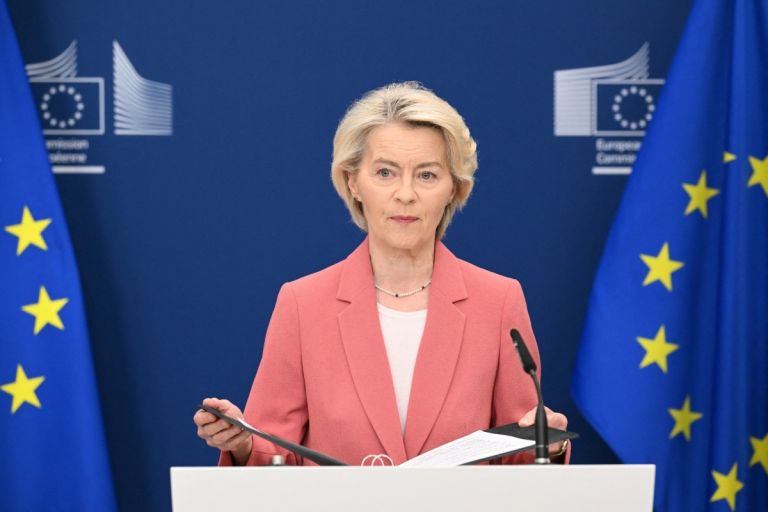 Αριστερά και ακροδεξιά σε προτάσεις μομφής κατά της φον ντερ Λάιεν