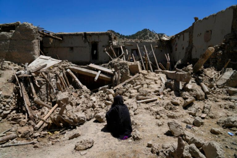 Αφγανιστάν: 622 νεκροί και 1.500 τραυματίες από τον φονικό σεισμό των 6 Ρίχτερ