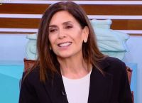Κατερίνα Διδασκάλου για τα παιδιά της: «Το μόνο που με παρηγορεί είναι ότι έφευγα μόνο για δουλειά» Κατερίνα Διδασκάλου για τα παιδιά της: «Το μόνο που με παρηγορεί είναι ότι έφευγα μόνο για δουλειά»