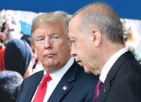 Στρατηγική συνάντηση στον Λευκό Οίκο: Ερντογάν – Τραμπ ενισχύουν τις διμερείς σχέσεις ΗΠΑ – Τουρκίας Στρατηγική συνάντηση στον Λευκό Οίκο: Ερντογάν – Τραμπ ενισχύουν τις διμερείς σχέσεις ΗΠΑ – Τουρκίας