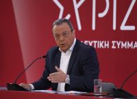 Φάμελλος για κόμμα Τσίπρα: Αδιανόητη οποιαδήποτε συζήτηση περί κατακερματισμού ή ανεξαρτητοποίησης Φάμελλος για κόμμα Τσίπρα: Αδιανόητη οποιαδήποτε συζήτηση περί κατακερματισμού ή ανεξαρτητοποίησης
