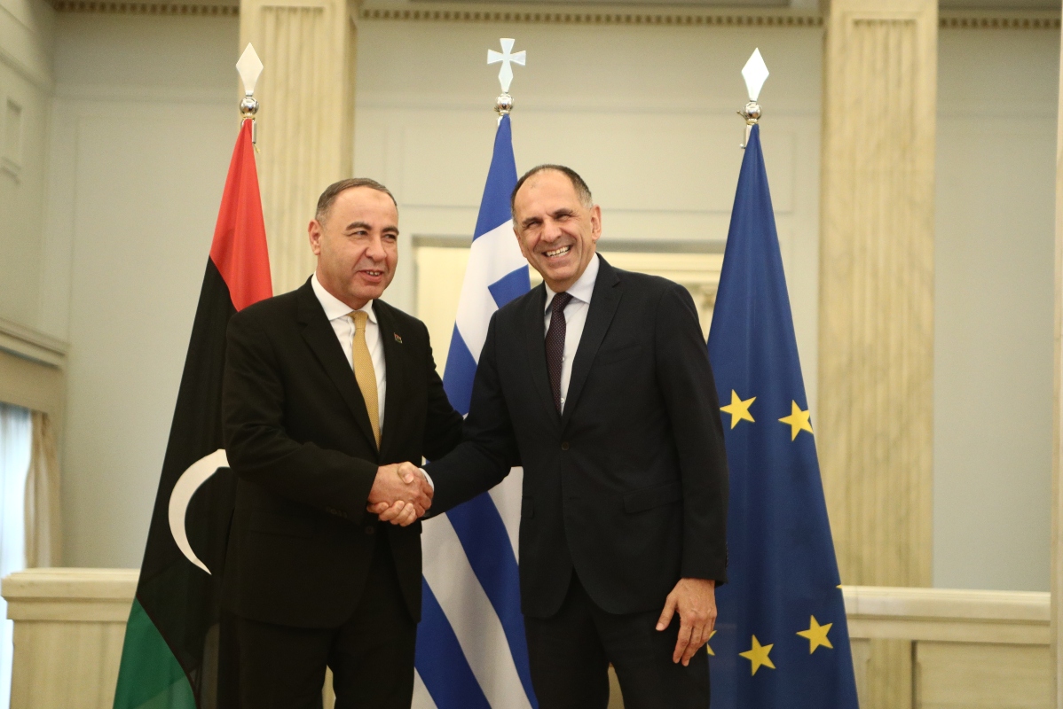 Γεραπετρίτης – Αλ Μπαούρ: Στρατηγικές συνομιλίες στην Αθήνα εν μέσω τουρκικών εντάσεων