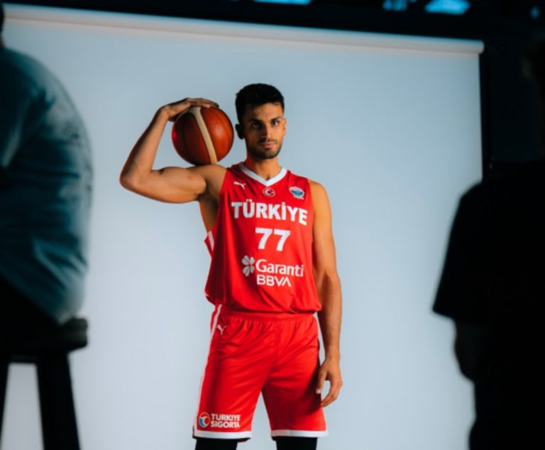 Γιουρτσεβέν: «Πιο έτοιμη ομάδα η Τουρκία-Είμαστε πιο συγκεντρωμένοι»
