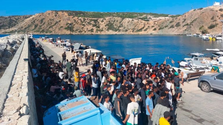 Ασφυκτική η Κατάσταση με τους Μετανάστες σε Αγυιά Χανίων και Γαύδο
