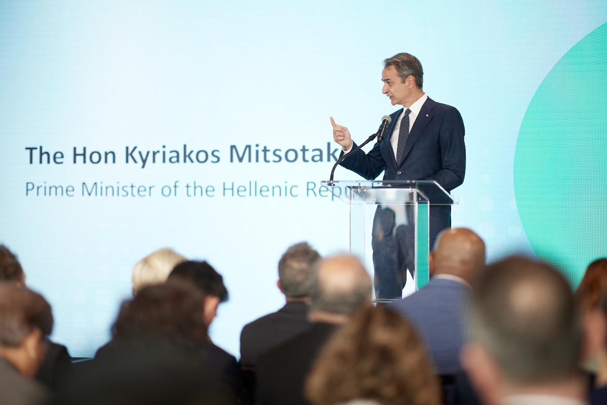 Μητσοτάκης: Εξετάζουμε την απαγόρευση της χρήσης των social media από ανηλίκους κάτω των 16 ετών