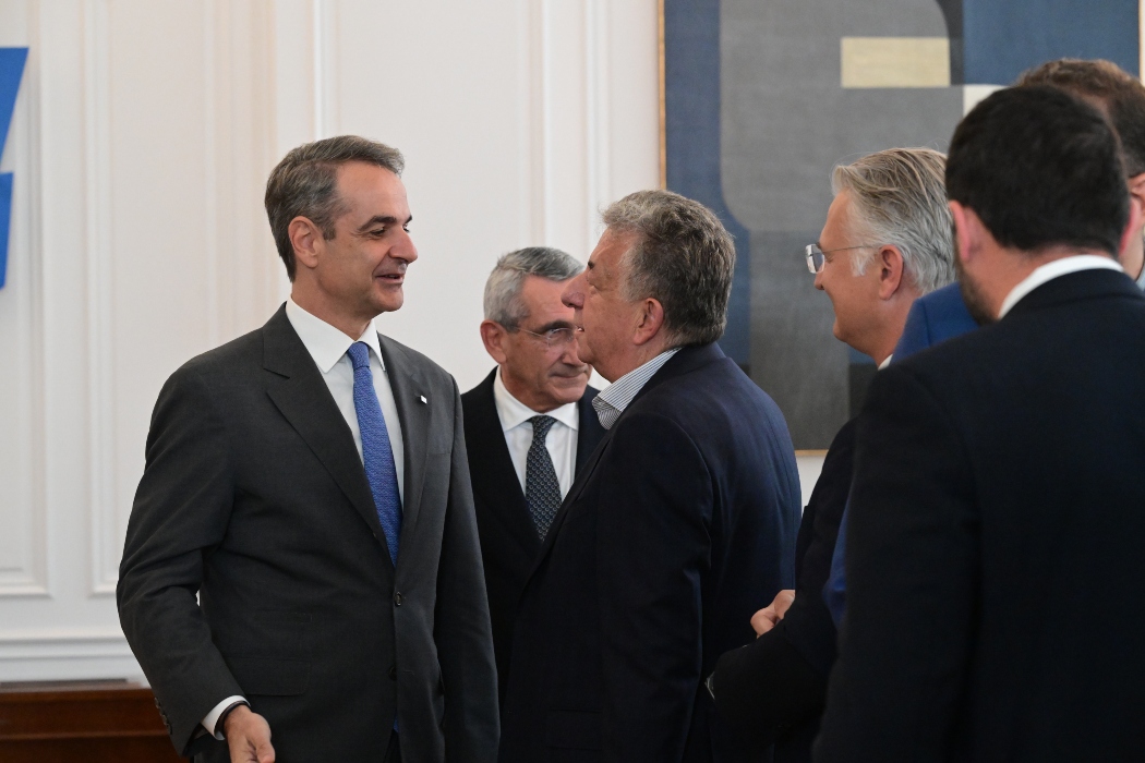 mitsotakis arnaoutakis